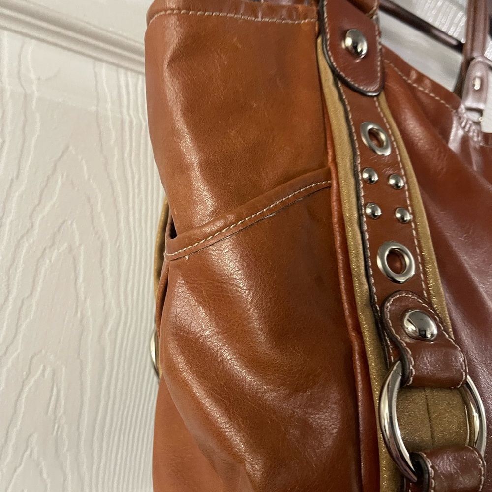 KATHY VAN ZEELAND BAG SUPER SPACIOUS WITH BEAUTIFUL CHARM - Picture 9 of 14